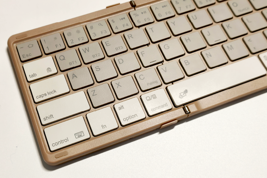 カラーは3色／Amazonでも販売開始